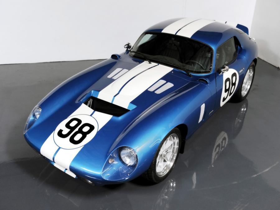  Shelby Cobra Daytona Coupe by Superformance 2008 года  (фото 9 из 35)